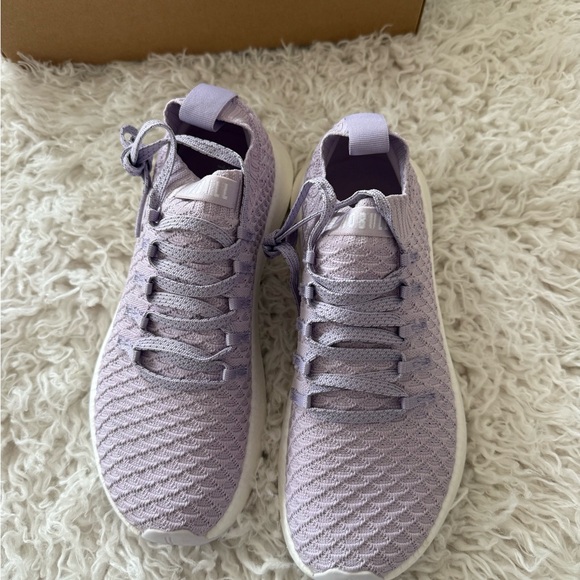 NOBULL Lavender Women's Sneakers NWT 💜 - Picture 7 of 8